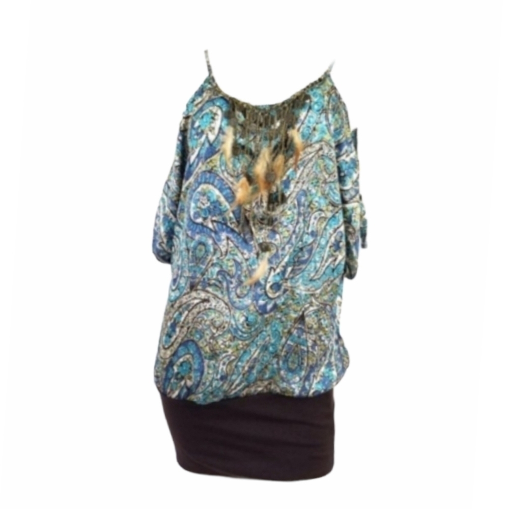 3/$25 Arden B Size M Cold Shoulder Top